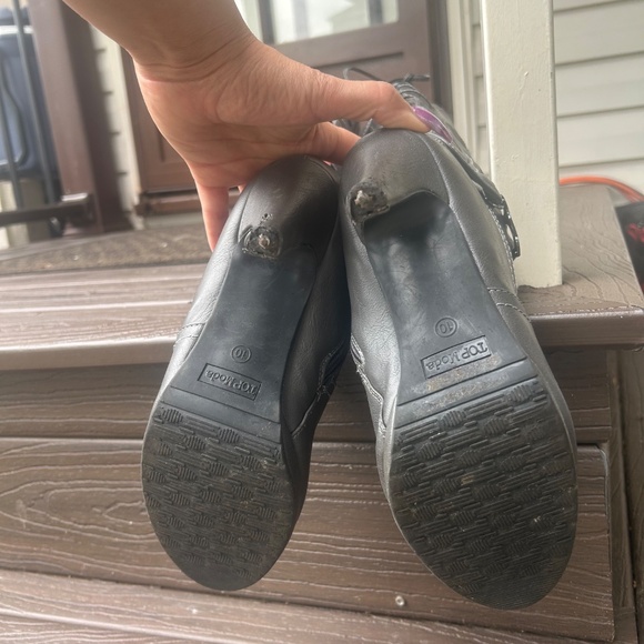 Grey boots - Picture 4 of 4